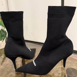 Balenciaga knit knife logo bootie